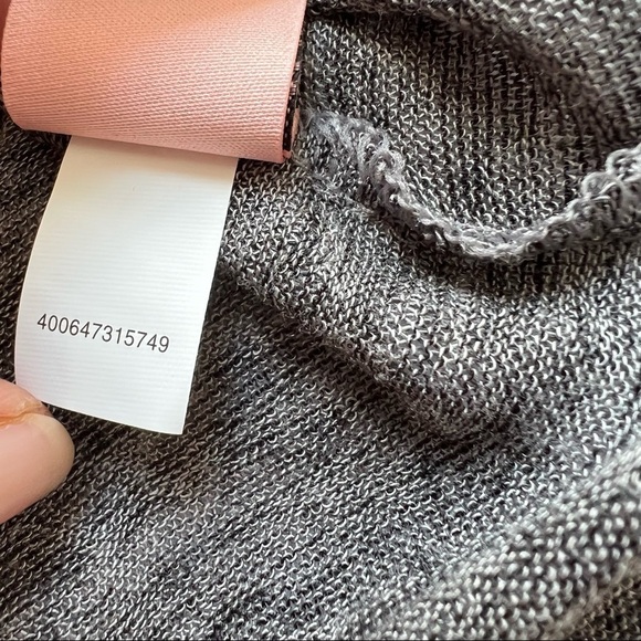 NWT. Juicy Couture Gray top - Picture 10 of 11